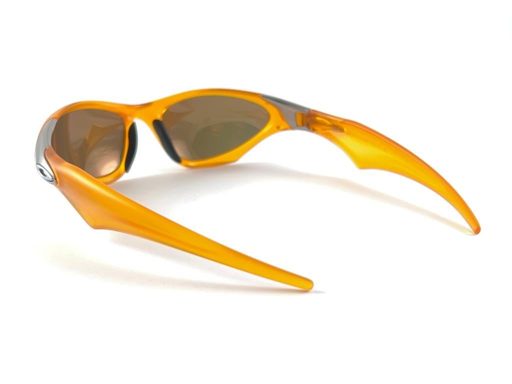 New Vintage Oakley Scar Butterscotch W24K Lens 2001 Sunglasses 3