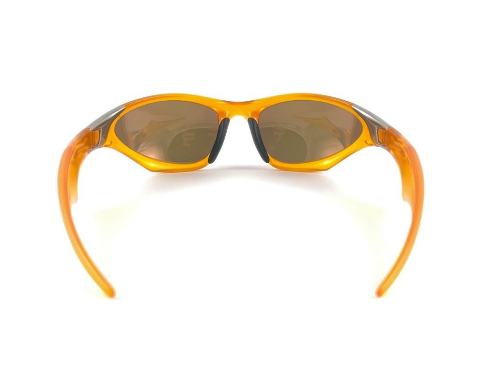 Women's or Men's New Vintage Oakley Scar Butterscotch W24K Lens 2001 Sunglasses 