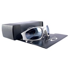 New Retro Oakley Straight White 2000's Sunglasses 