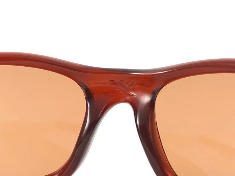 New Vintage Oakley TEN Frame Lava VR28 Lens 1998 Sunglasses at 1stDibs