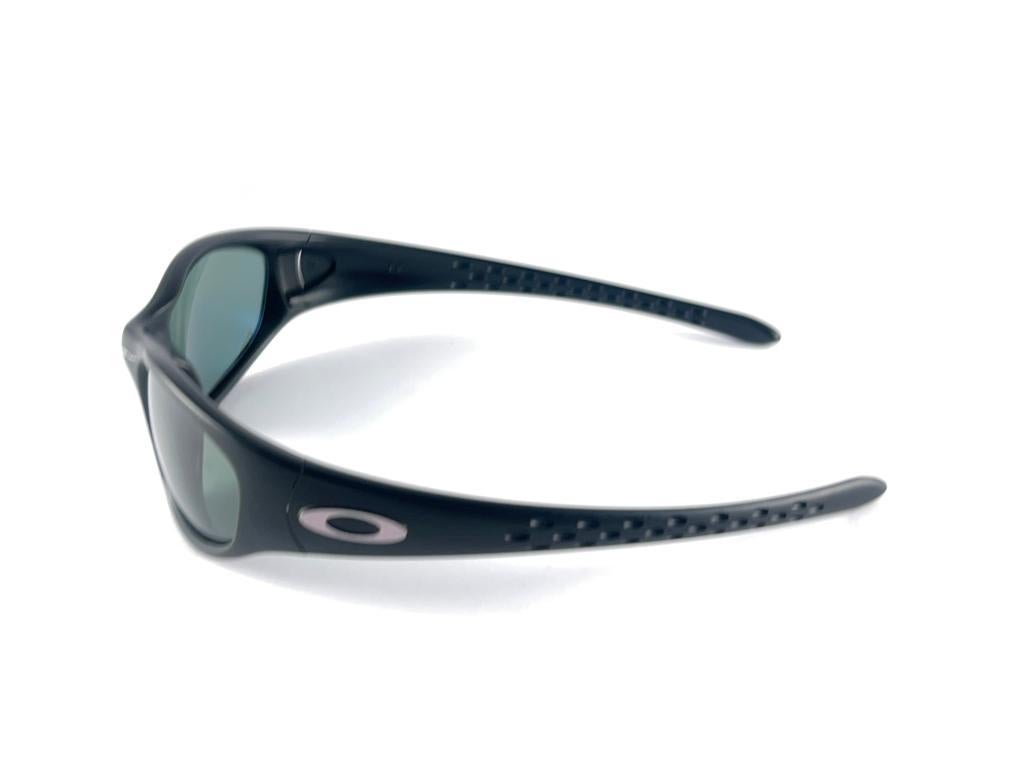 New Vintage Oakley TEN Frame Polarized Lens 1998 Occhiali da sole in vendita 8