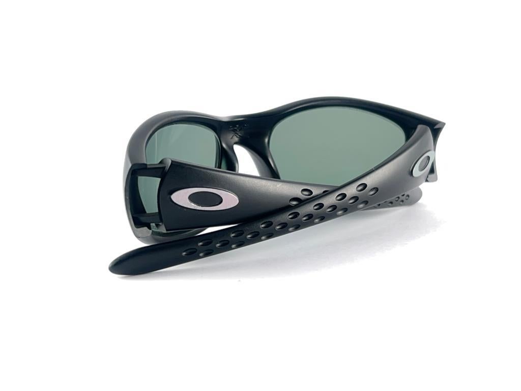 New Vintage Oakley TEN Frame Polarized Lens 1998 Occhiali da sole In condizioni Nuovo in vendita a Baleares, Baleares