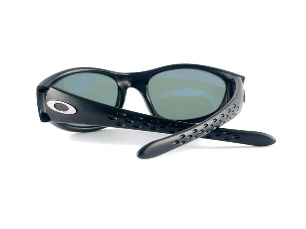 New Vintage Oakley TEN Frame Polarized Lens 1998 Sunglasses  en vente 2