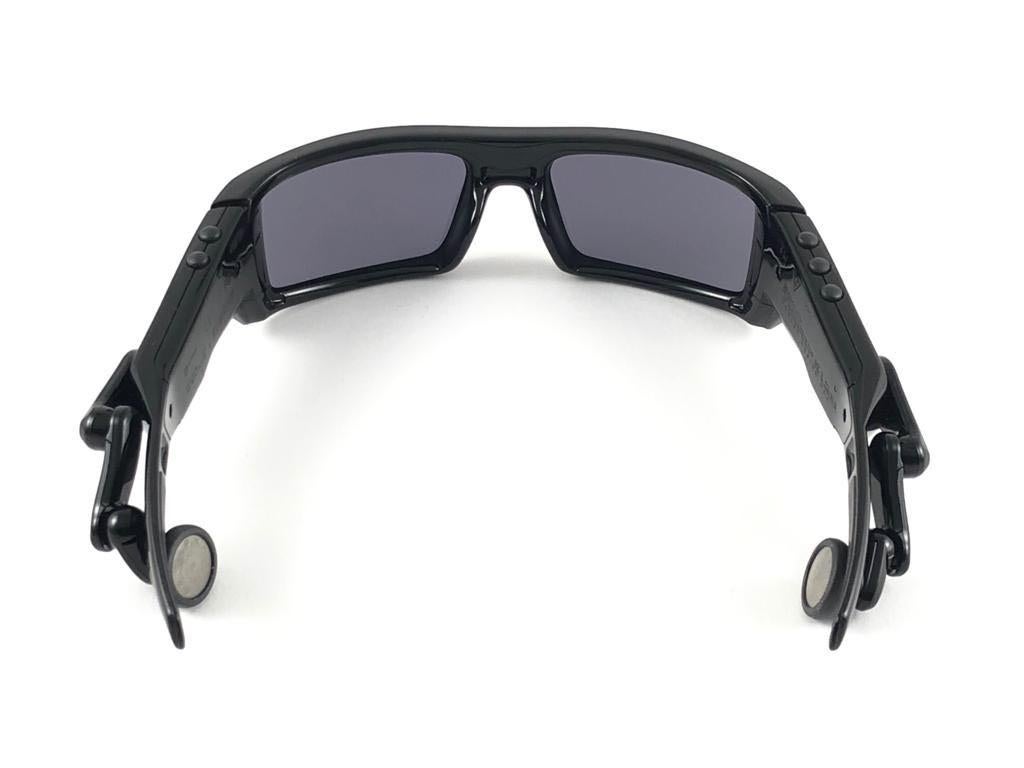 oakley thump sunglasses