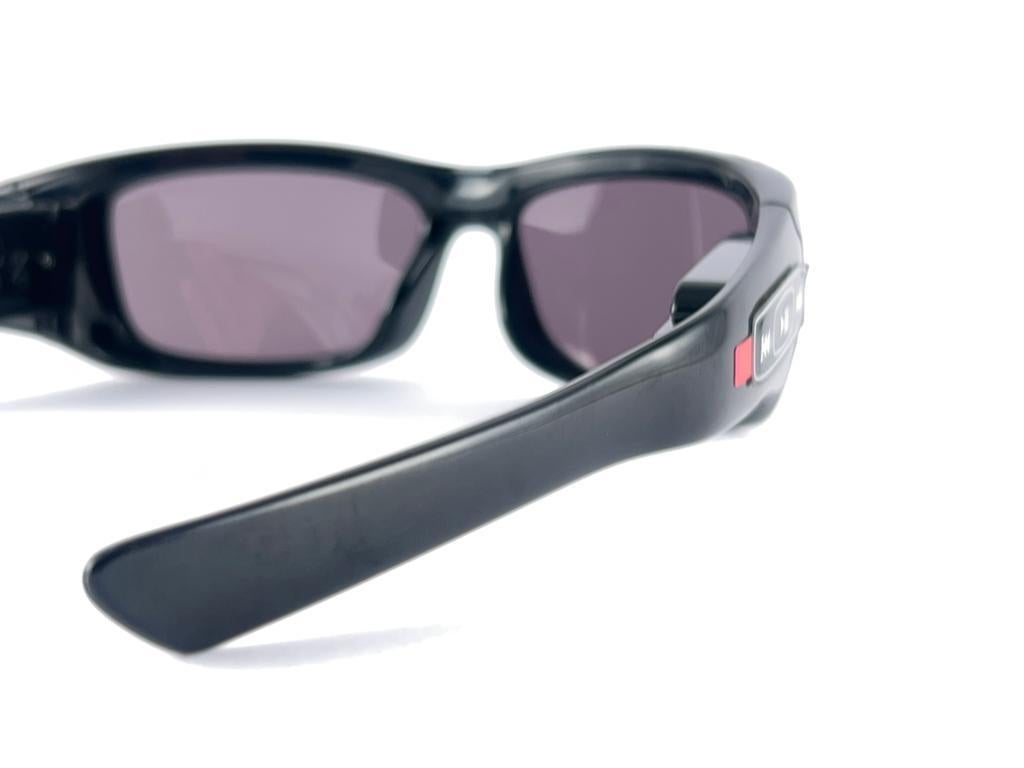 New Vintage Oakley Thump 512MB MP3 Polished Black Lense 2003 Sunglasses  For Sale 6