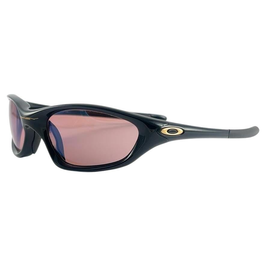 New Vintage Oakley Twenty Black Wrap Around 2000's New Vintage Oakley Twenty Black Wrap Around 2000's