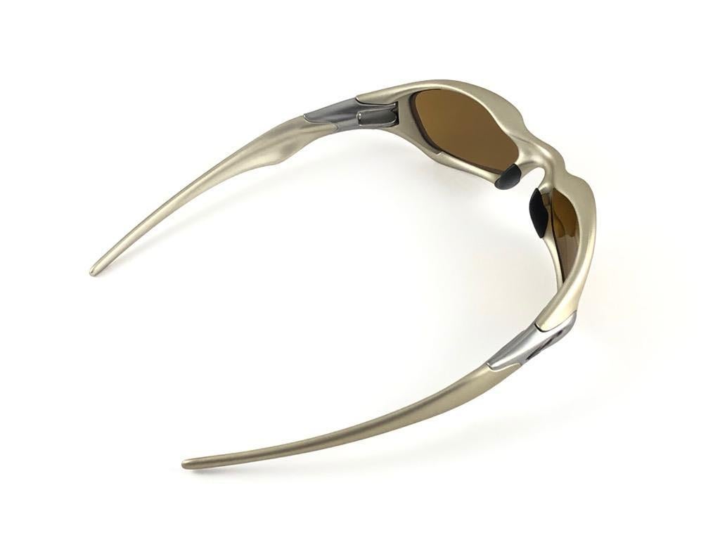oakley 2003