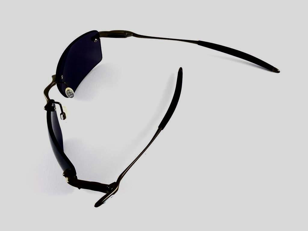 oakley titanium vintage