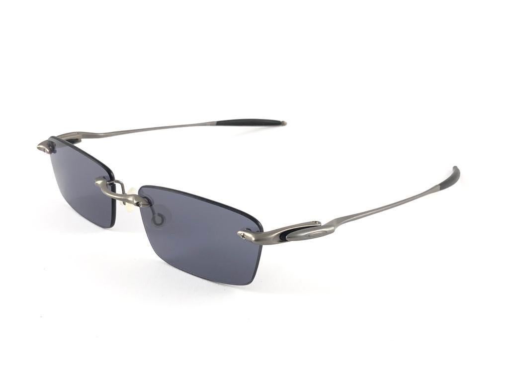 New Vintage Oakley WHY3 Titanium Grey 2001 Sunglasses  3