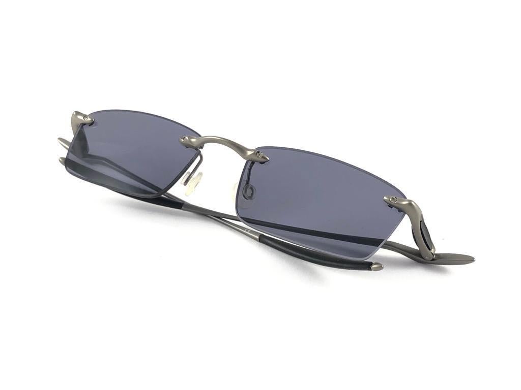 New Vintage Oakley WHY3 Titanium Grey 2001 Sunglasses  In New Condition In Baleares, Baleares