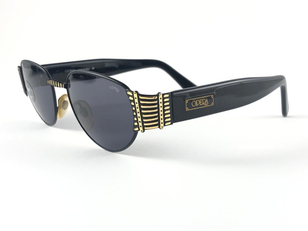 oval sunglasses