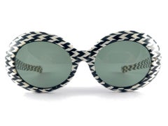 New Vintage Oval Oversized Black & White Sunglasses 60'S Made In France
