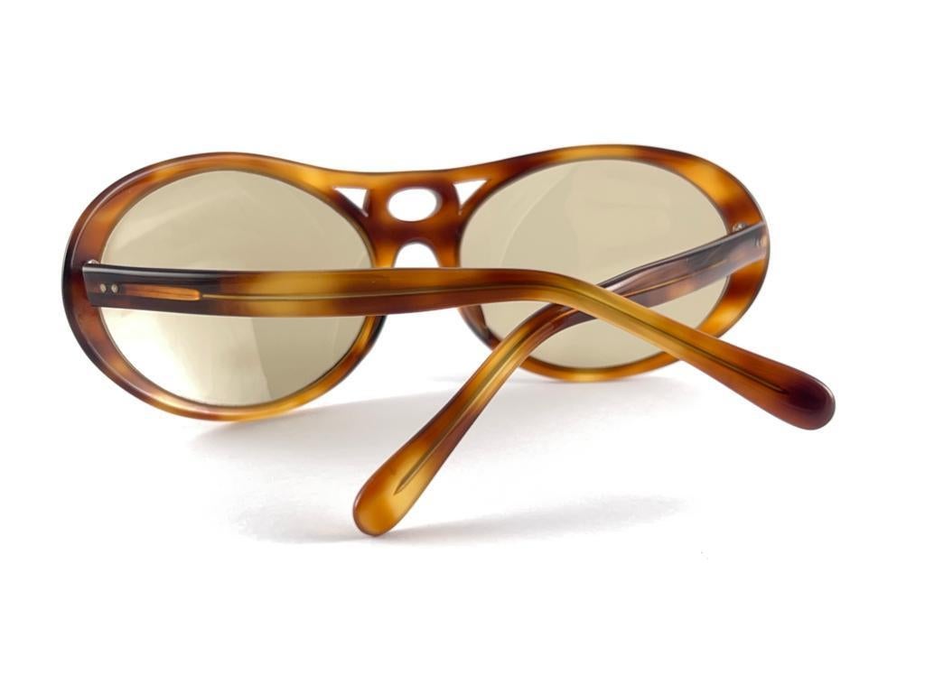 New Vintage Oval Tortoise Light Brown Lenses 60'S France Handmade Sunglasses For Sale 5
