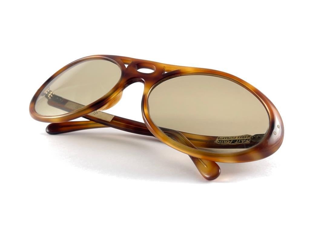 New Vintage Oval Tortoise Light Brown Lenses 60'S France Handmade Sunglasses For Sale 6