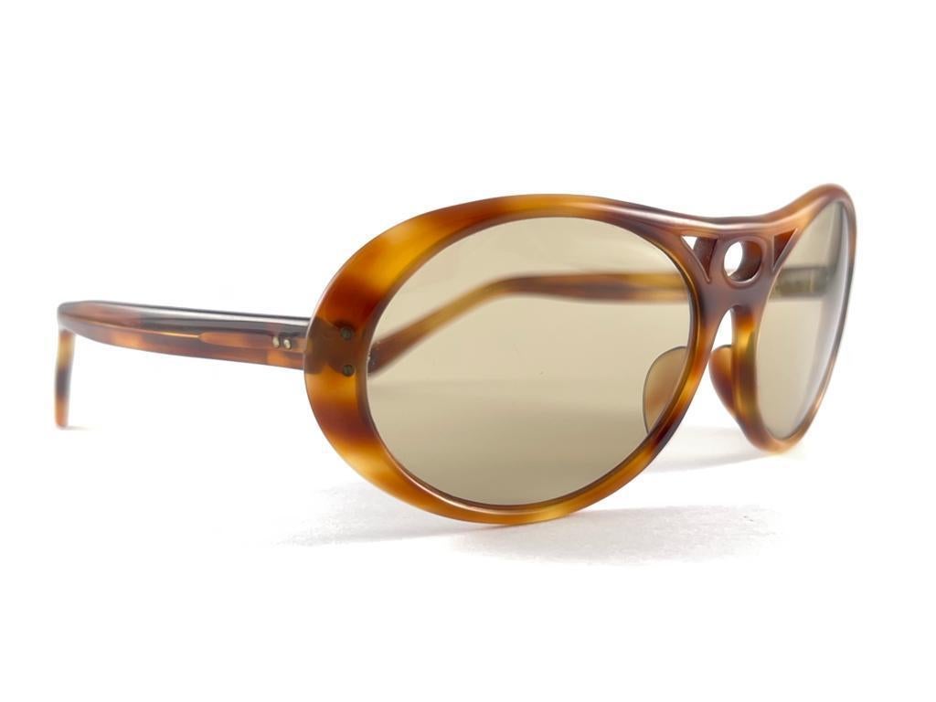 Beige New Vintage Oval Tortoise Light Brown Lenses 60'S France Handmade Sunglasses For Sale