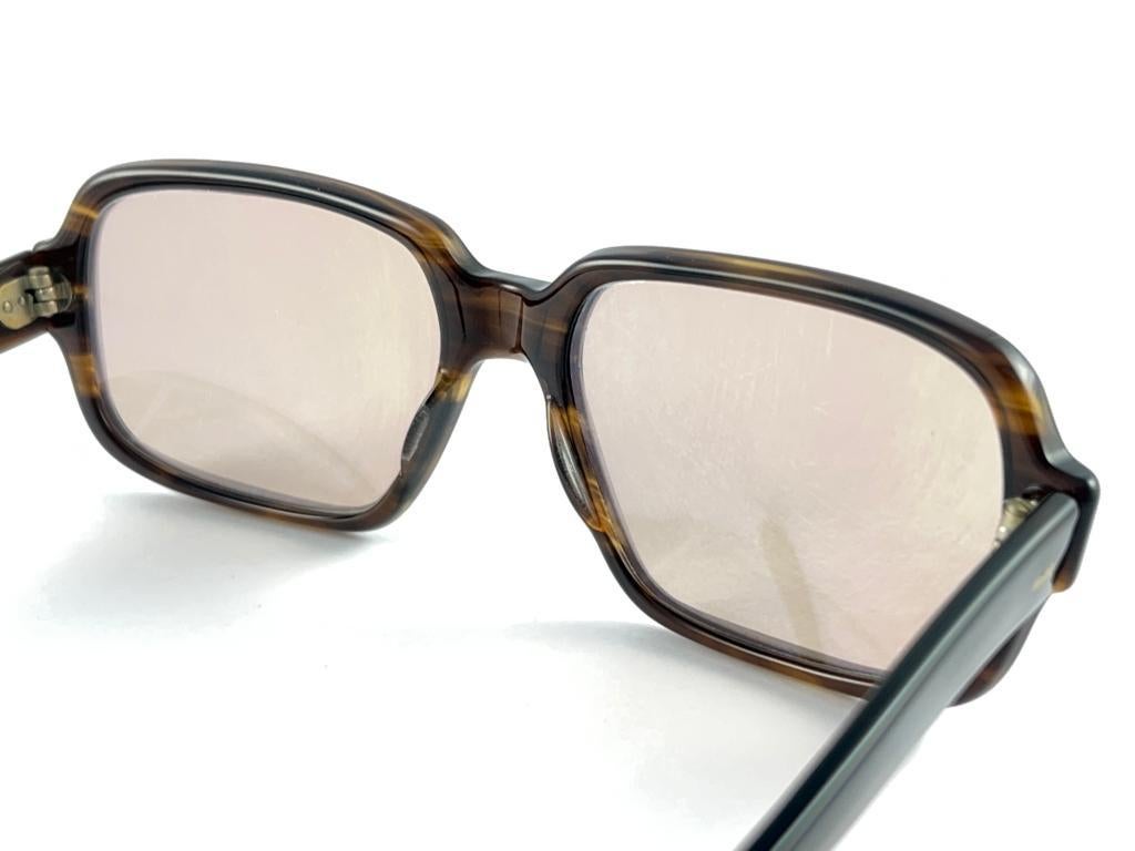 Nouveau Causeuse OWP Mod 561 vintage  Lunettes de soleil 1980 à verres bruns en vente 3