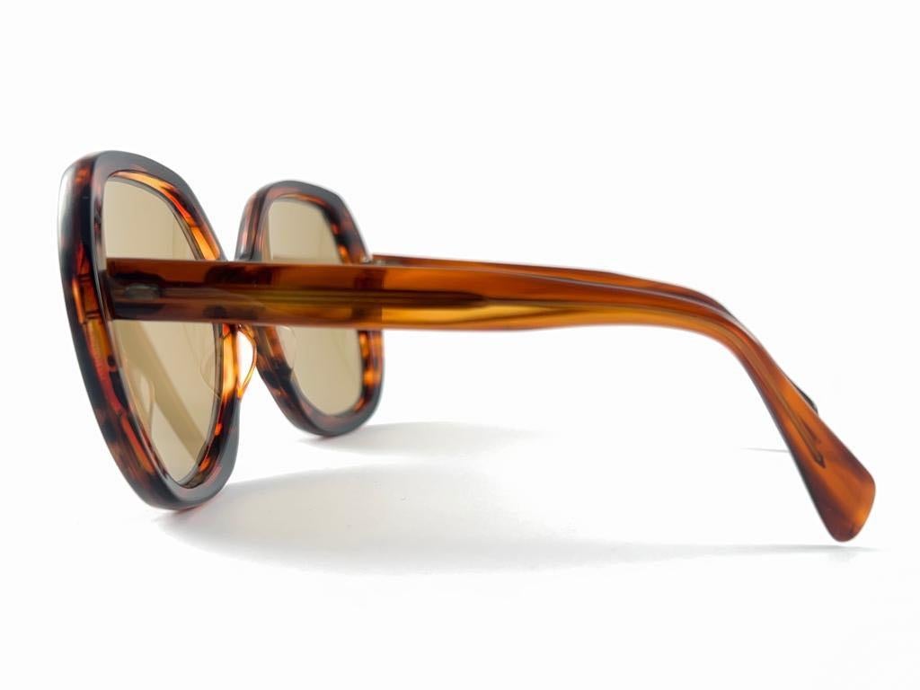 New Vintage Panope Oversized Tortoise Mid Century 1960's Sunglasses en vente 4