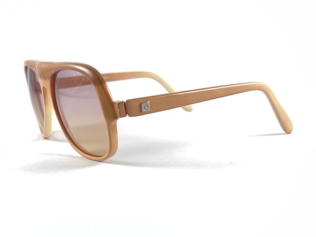 New Vintage Pierre Cardin Oversized 505 CAVALAIRE Ombre Nude 1970 Sunglasses For Sale 7