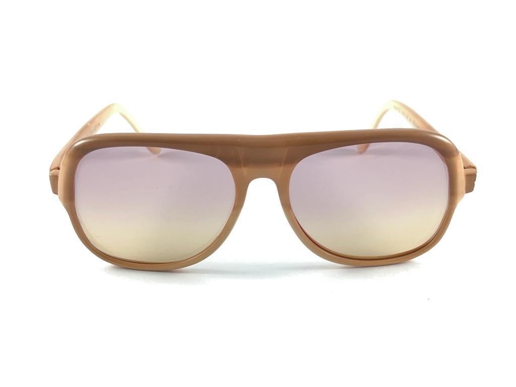 New Vintage Pierre Cardin Oversized 505 CAVALAIRE Ombre Nude 1970 Sunglasses For Sale 8