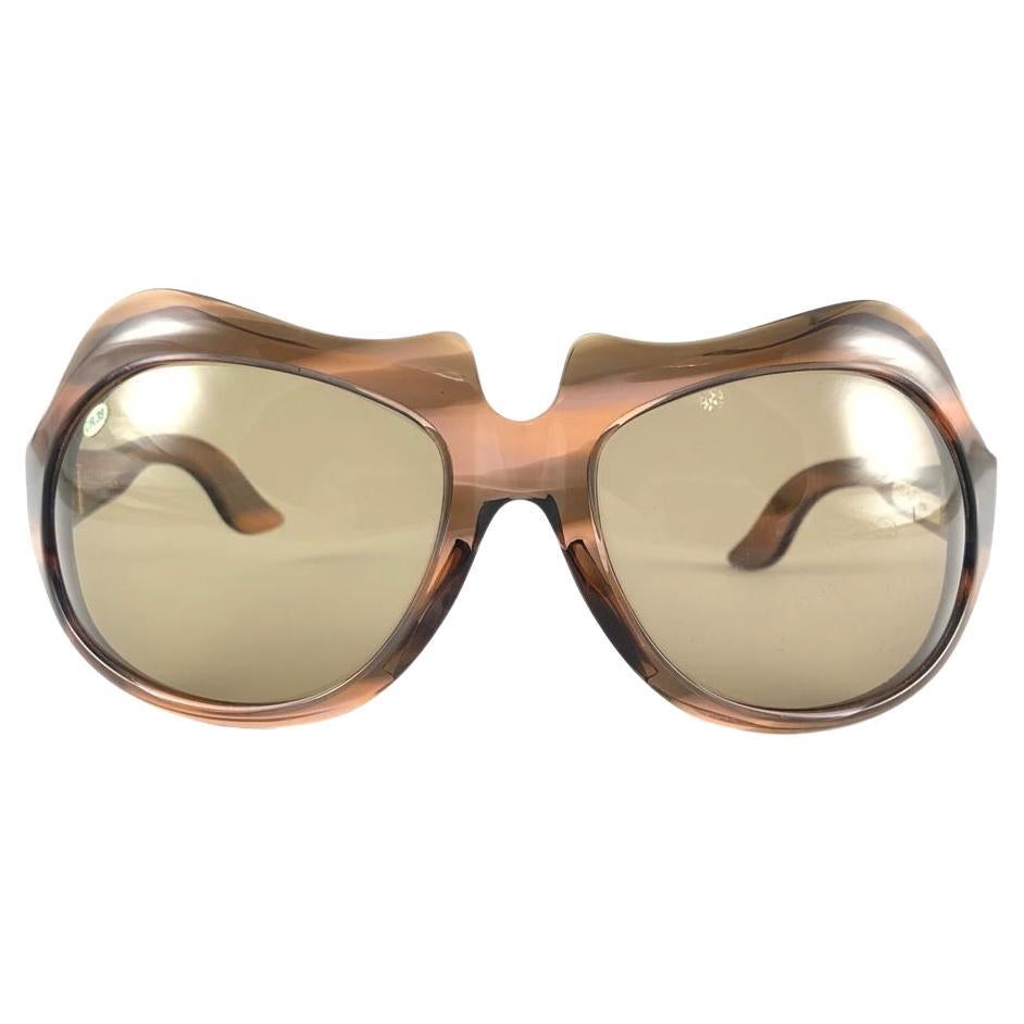 Pierre Marly Albatros Oversized Avantgarde 1960er Jahre Sonnenbrille, neu, Vintage im Angebot
