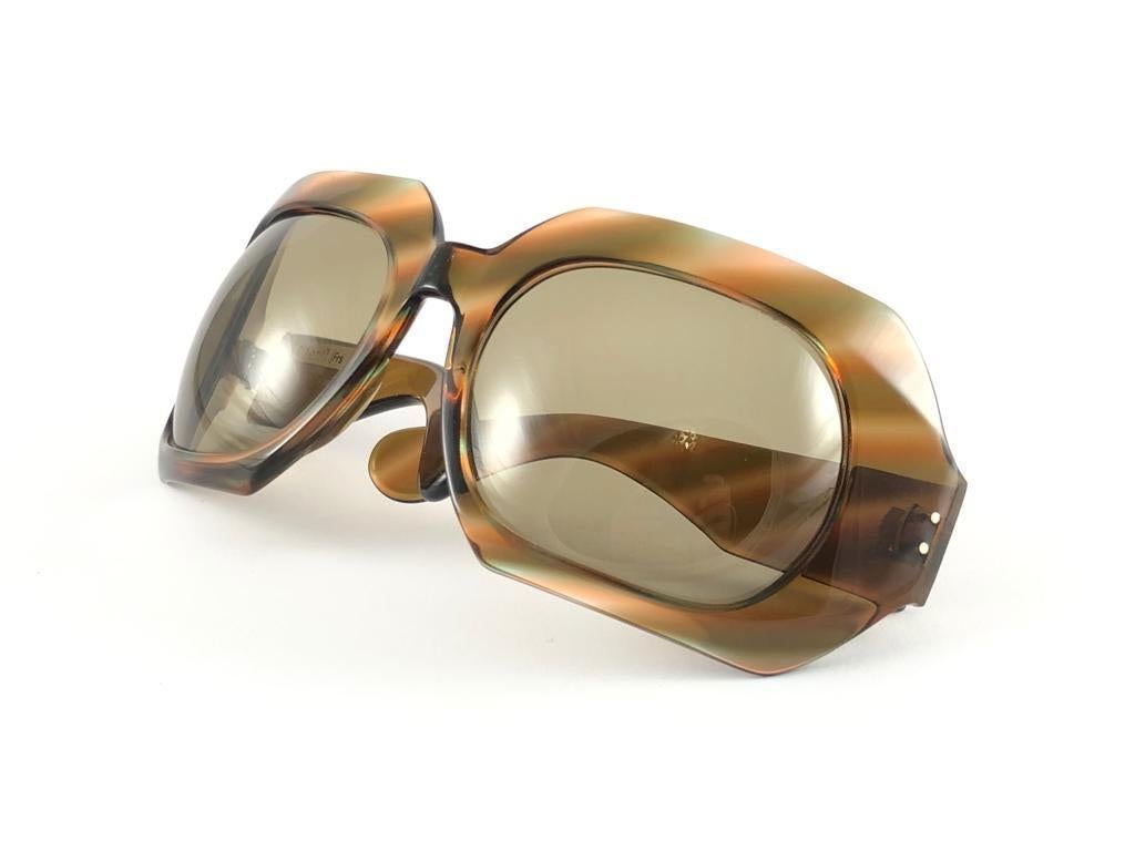 New Vintage Pierre Marly Chaparral Oversized Avantgarde 1960's Sunglasses In New Condition In Baleares, Baleares