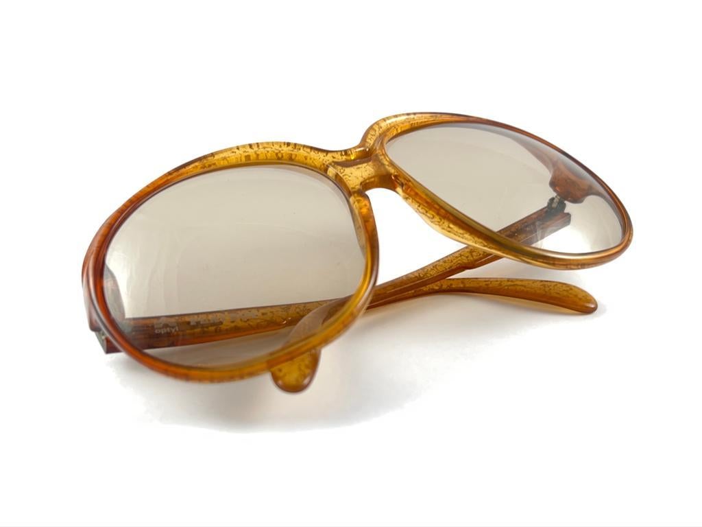 New Vintage Playboy 3031 Optyl Translucent Marbled Oversized Optyl Sunglasses For Sale 8