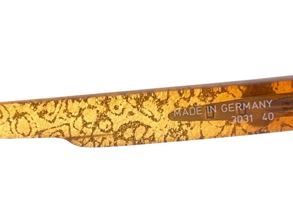 Neue Vintage Playboy 3031 Optyl Transluzente marmorierte übergroße Optyl-Sonnenbrille im Angebot 4