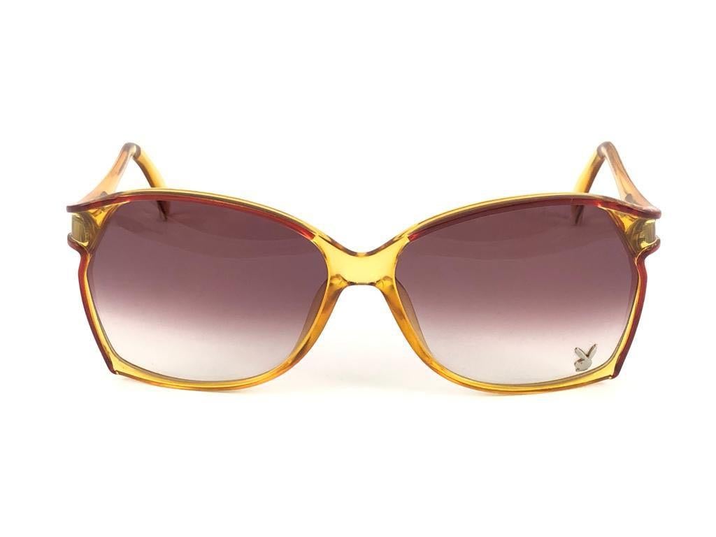 Playboy 4573 - Nouveau Vintage  Lunettes de soleil surdimensionnées en optyl translucide Optyl en vente 3