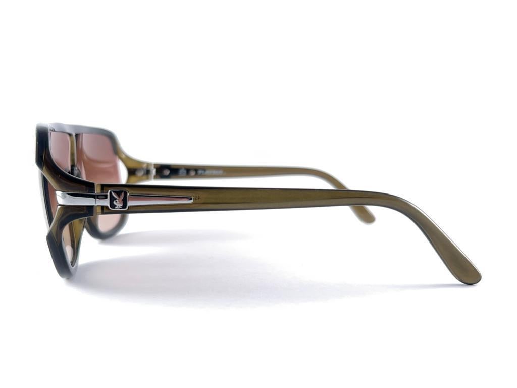Neu Vintage Playboy Optyl Transluzente übergroße Vintage-Sonnenbrille 70er Jahre Hergestellt in Österreich im Zustand „Hervorragend“ im Angebot in Baleares, Baleares