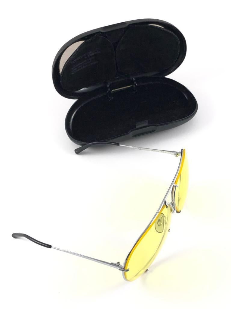 New Vintage Porsche 5623 Gold Frame Yellow Lens 1980s Large Sunglasses Germany For Sale 3