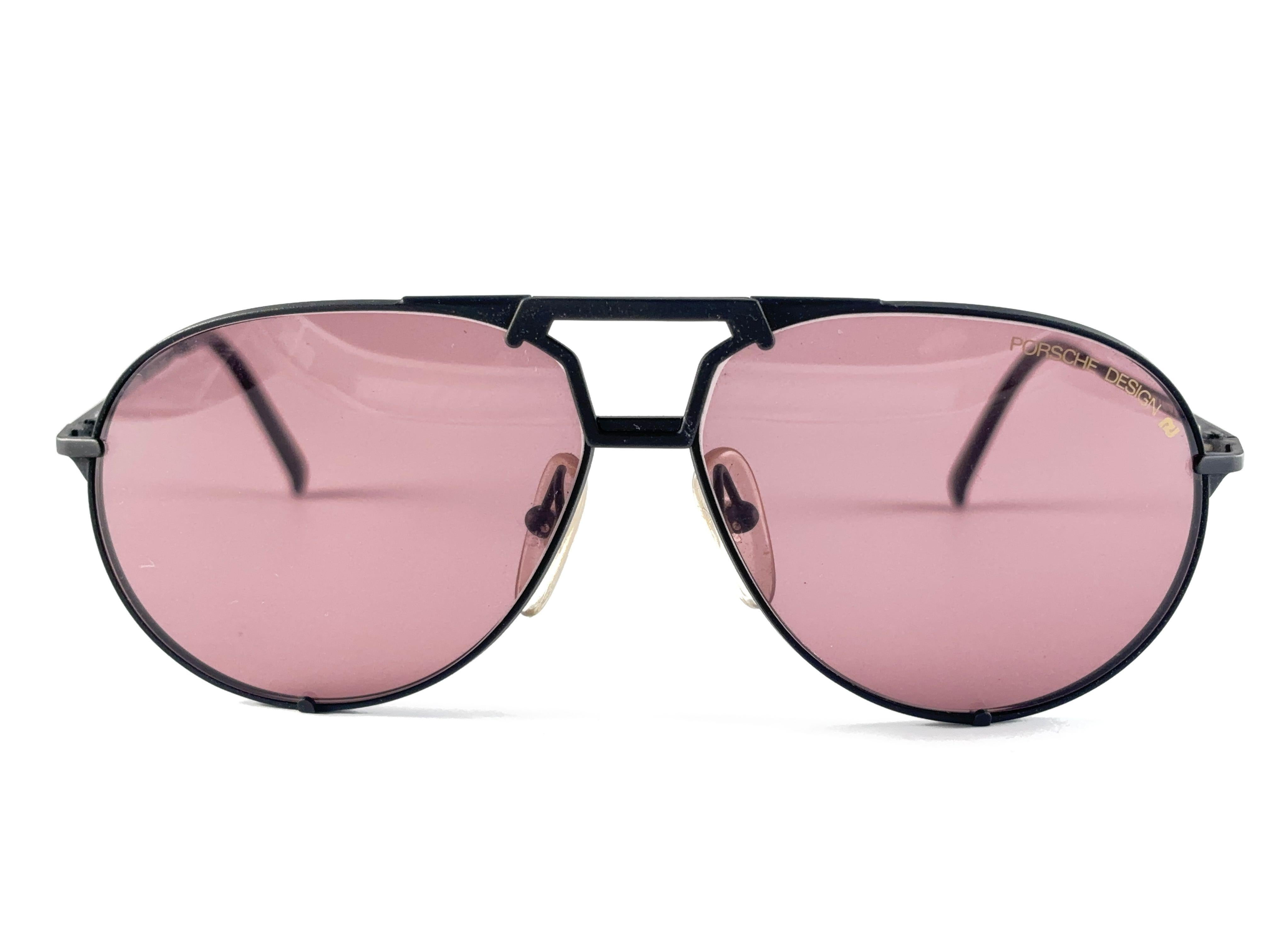 New Vintage Porsche 5651 Shield Black Matte Frame 1990 Sunglasses Austria For Sale 4