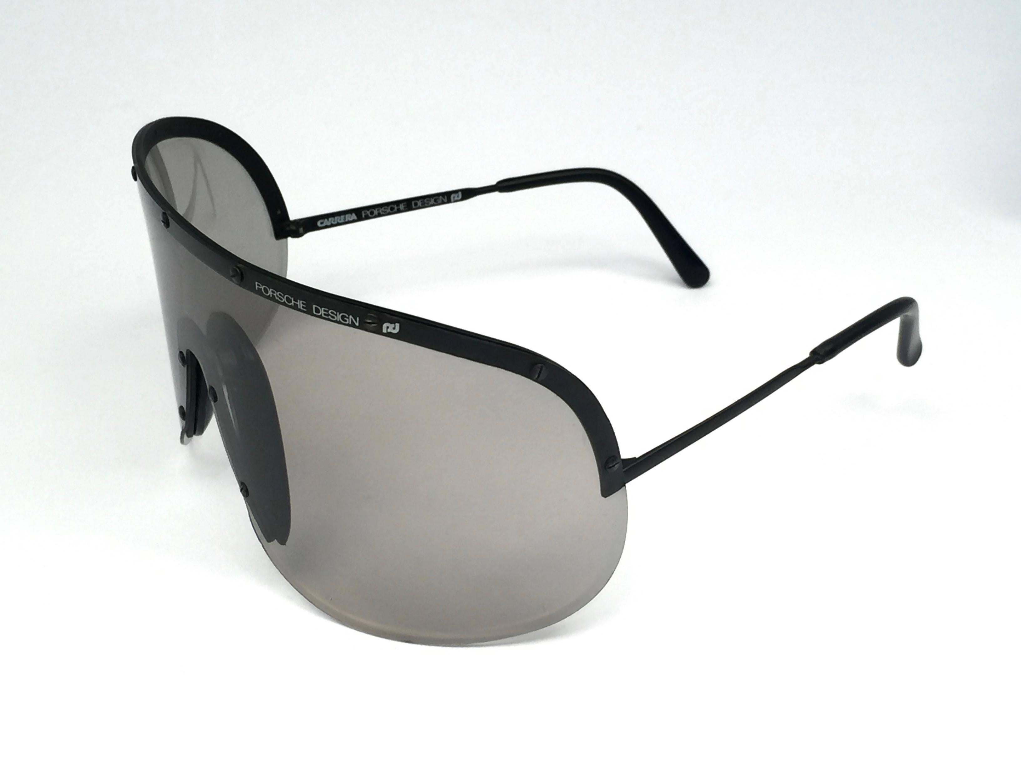 yoko ono glasses