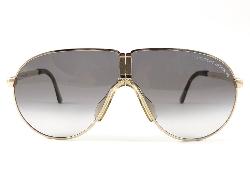 New Vintage Porsche Design 5622 40 Gold Foldable Sunglasses 1990s For Sale 2