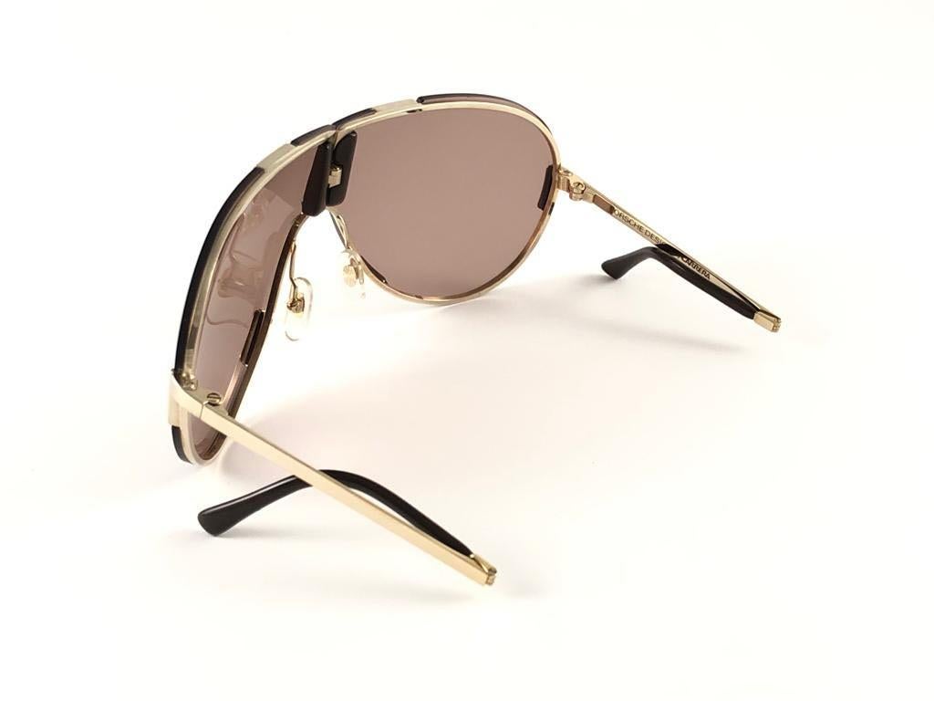 New Vintage Porsche Design 5629 40 Gold Foldable Sunglasses 1990s In Excellent Condition For Sale In Baleares, Baleares