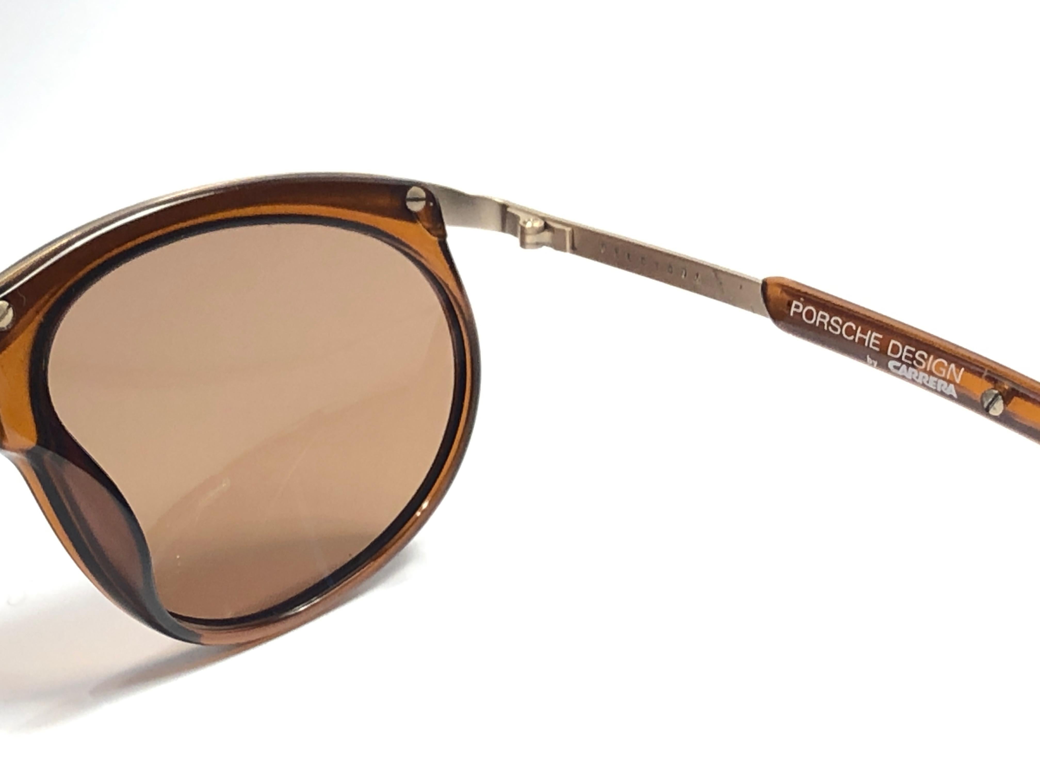 New Vintage Porsche Design By Carrera 5660 Amber and Gold Sunglasses In Excellent Condition For Sale In Baleares, Baleares