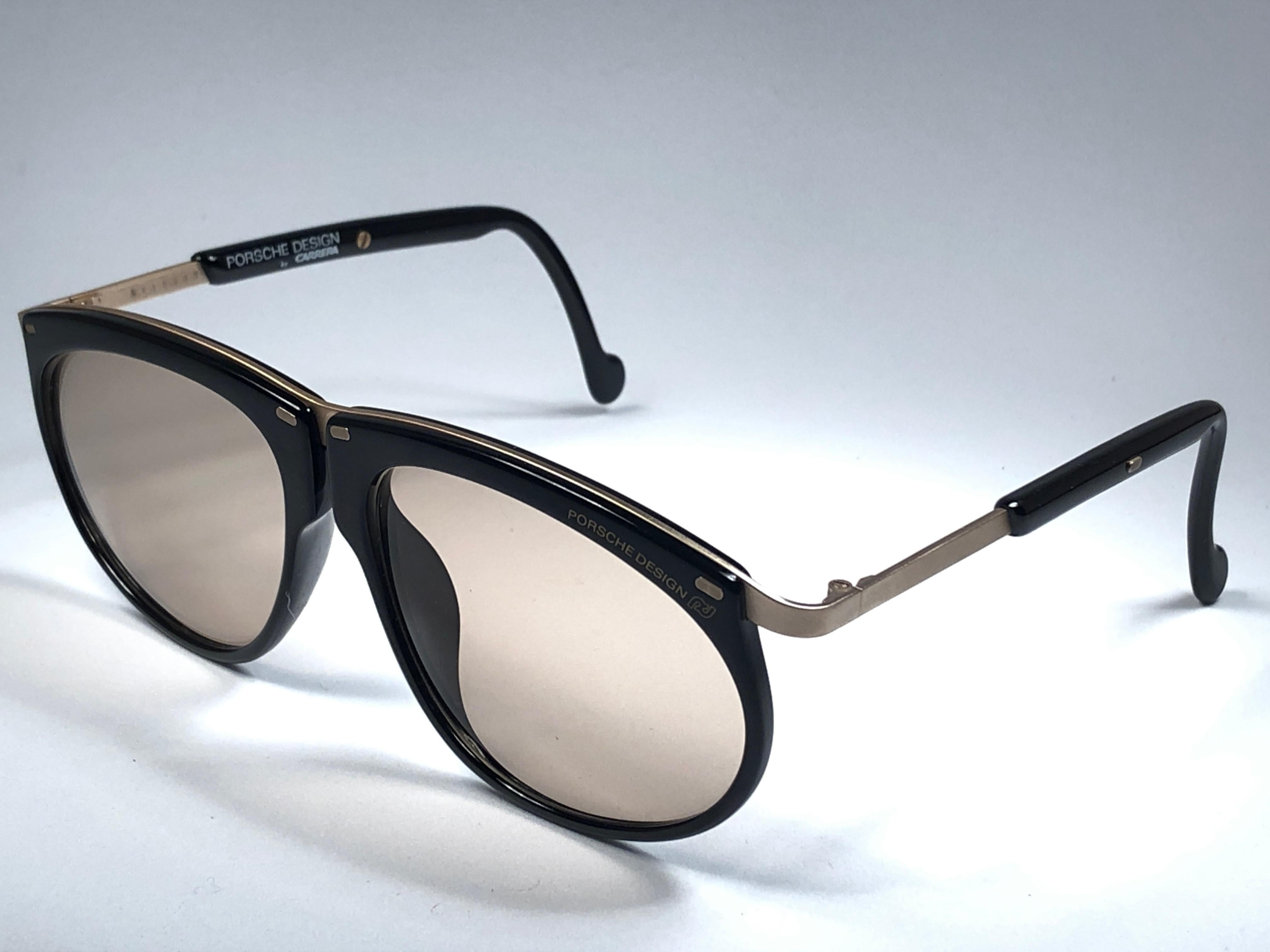 New Vintage Porsche Design By Carrera 5660 Black and Gold Sunglasses In Excellent Condition In Baleares, Baleares