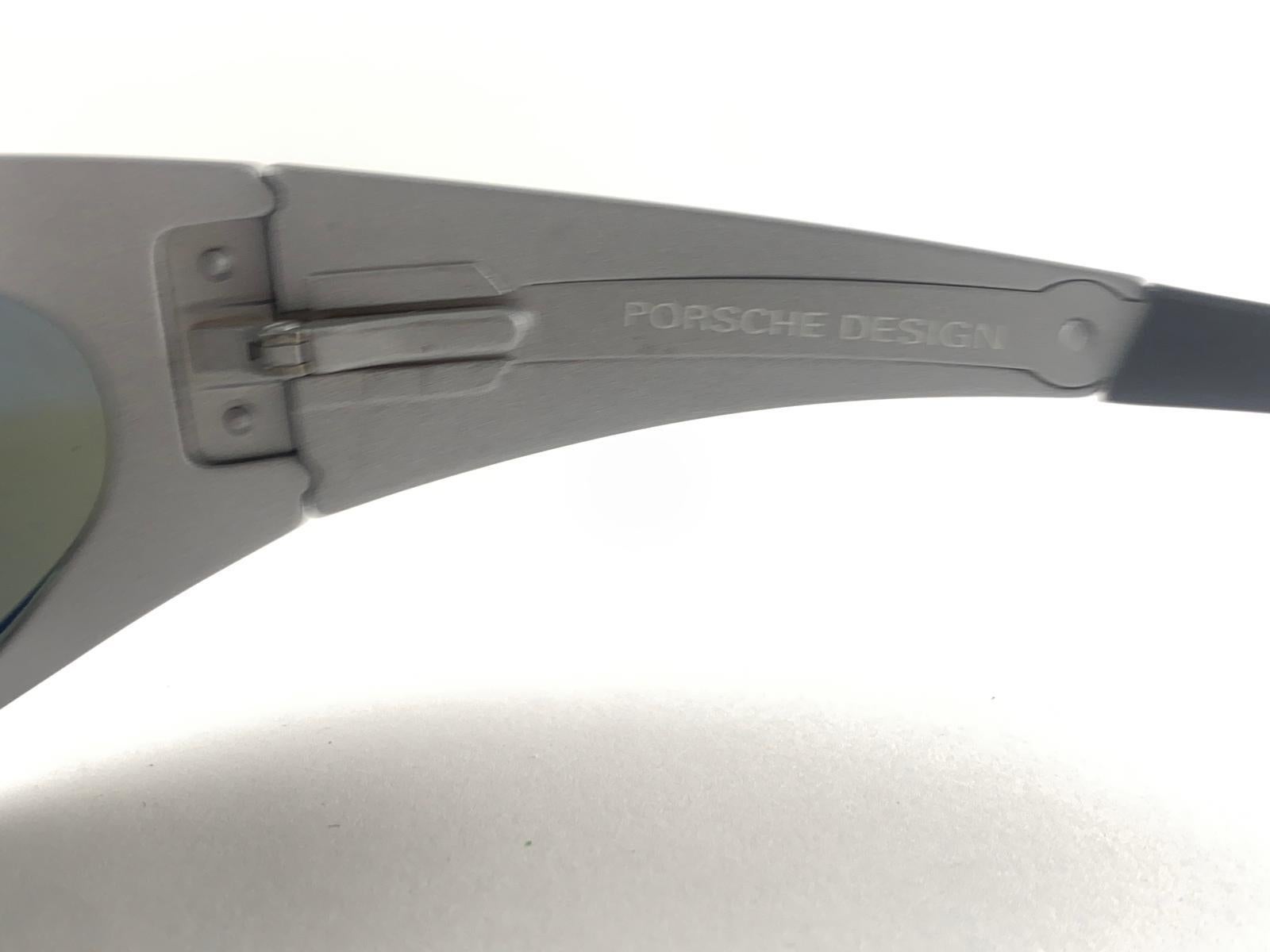 New Vintage Porsche P0073 Shield Matte Grey Frame 1990 Sunglasses Austria Unisexe en vente
