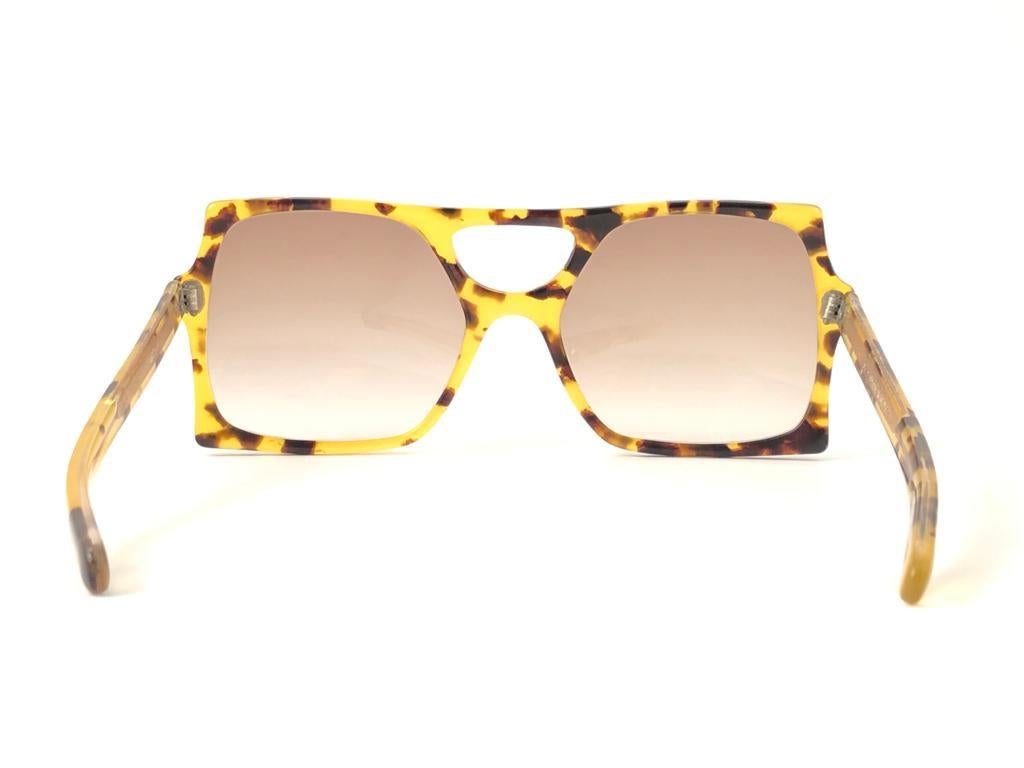 Neu Vintage Seltene A.A Sutain N 259 übergroße helle Schildpatt-Sonnenbrille 1970er für Damen oder Herren im Angebot