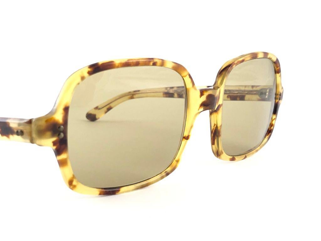 New Vintage Rare A.A Sutain Oversized Light Tortoise Sunglasses 1970's For Sale 3