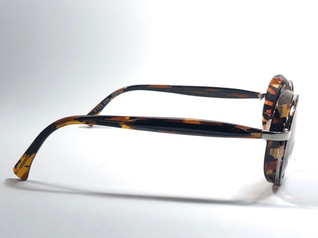 New Vintage Rare Alain Mikli 3124 Tortoise & Black France Sunglasses 1990 For Sale 2