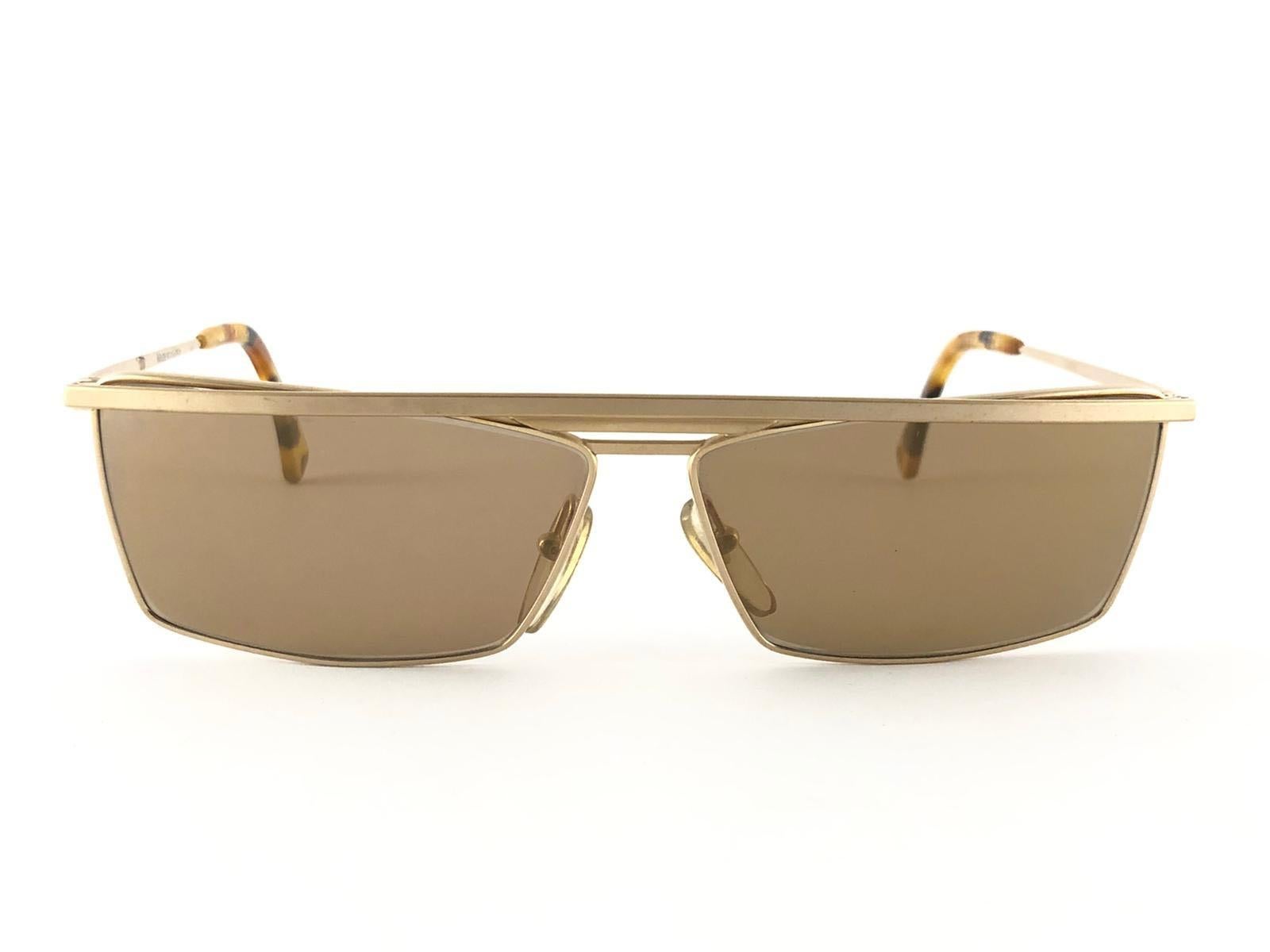 New Vintage Rare Alain Mikli  663 Gold Mask Sunglasses 1990 For Sale 1