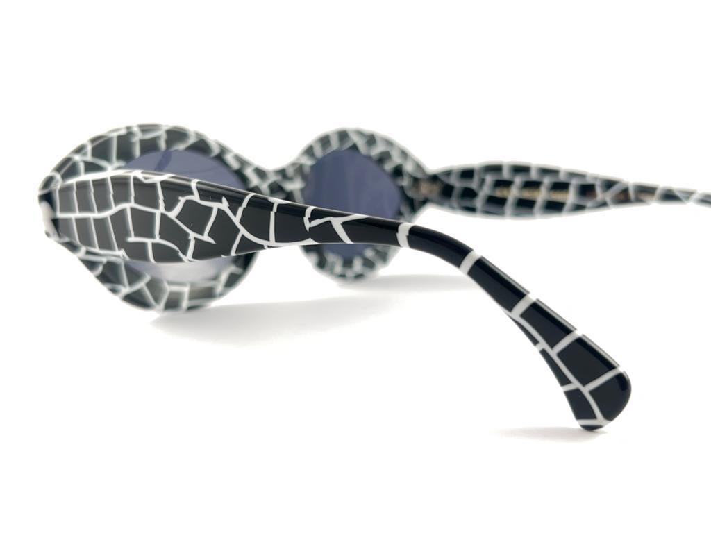 Seltener Alain Mikli im Vintage-Stil  AM 2111 Katzenauge Maske Sonnenbrille 1990 im Angebot 4