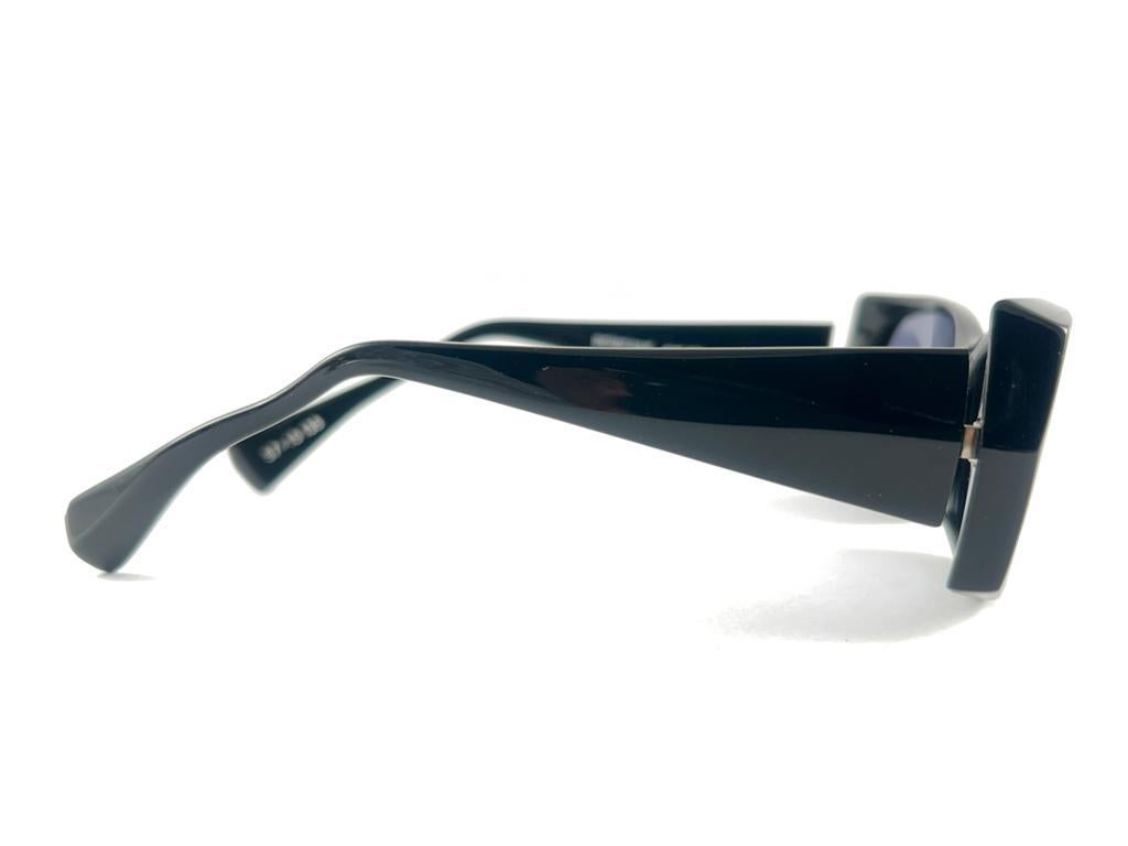 New Vintage Rare Alain Mikli Polarized Cat 03 Black France Sunglasses 1990's For Sale 1