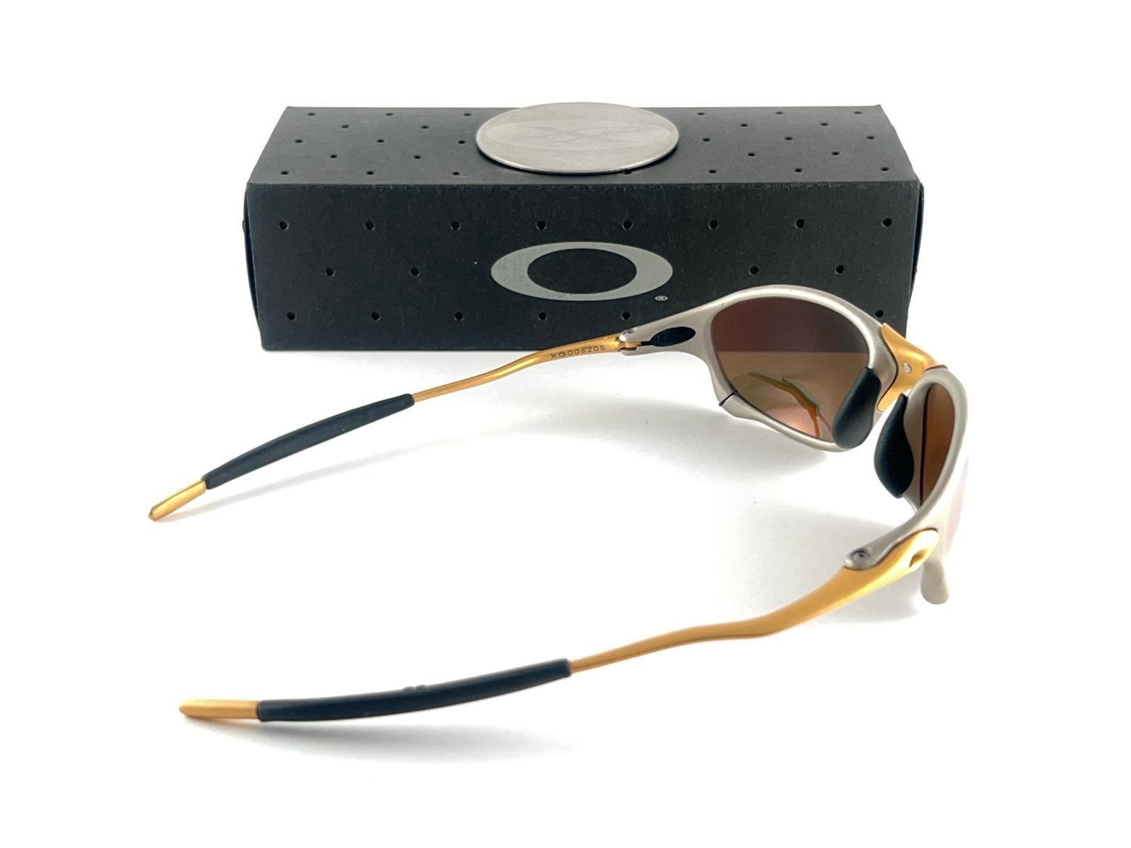 New Vintage Rare Oakley Romeo XX 24 K Gold Iridium Lenses 1999 Sunglasses  For Sale 8