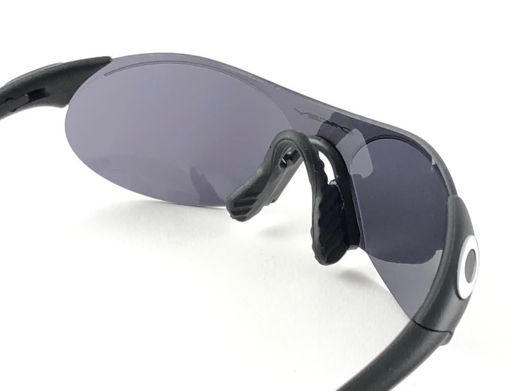 Oakley Sports - Lunettes de soleil vintage rares, noires et mates, neuves, taille 0,4, 1999 5