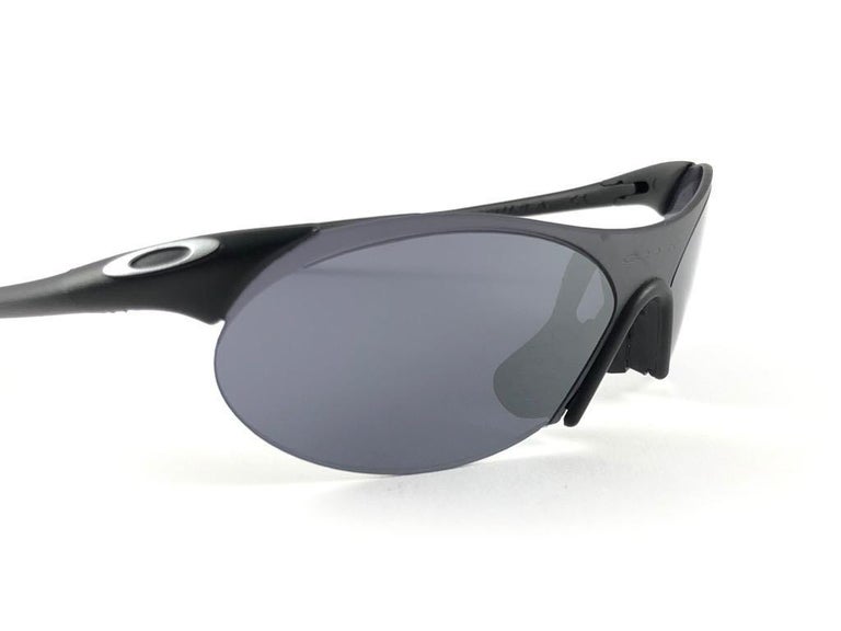 New Vintage Rare Oakley Sports 0.4 Matte Black 1999 Sunglasses For
