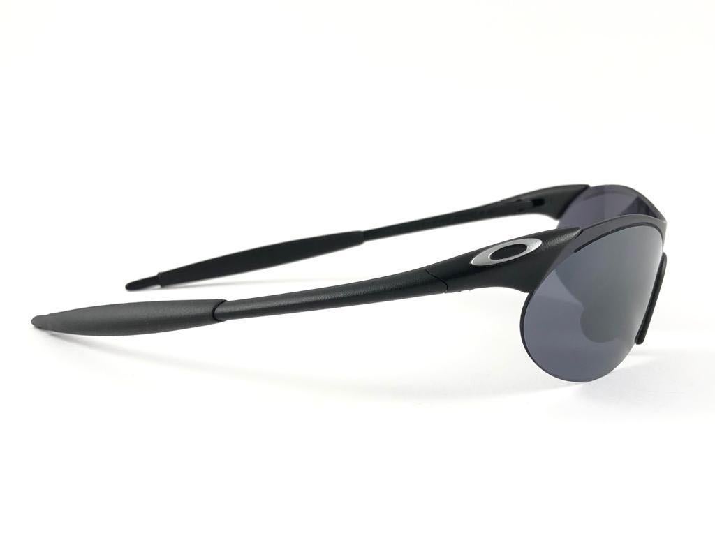 Oakley Sports - Lunettes de soleil vintage rares, noires et mates, neuves, taille 0,4, 1999 4