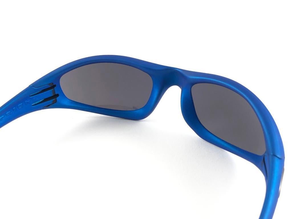 New Vintage Rare Oakley Sports Electric Blue 1999 Sunglasses 5