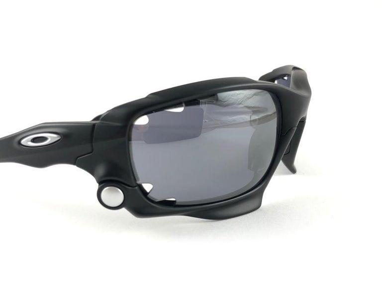 New Vintage Rare Oakley Sports JAWBONE 04 207 Matte Black 2000's Sunglasses  For Sale at 1stDibs