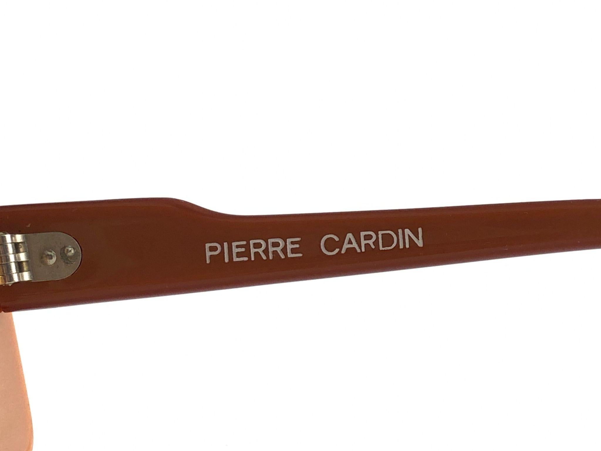 New Vintage Rare Pierre Cardin 518 Dark Orange Oversized 1960's sunglasses In New Condition For Sale In Baleares, Baleares